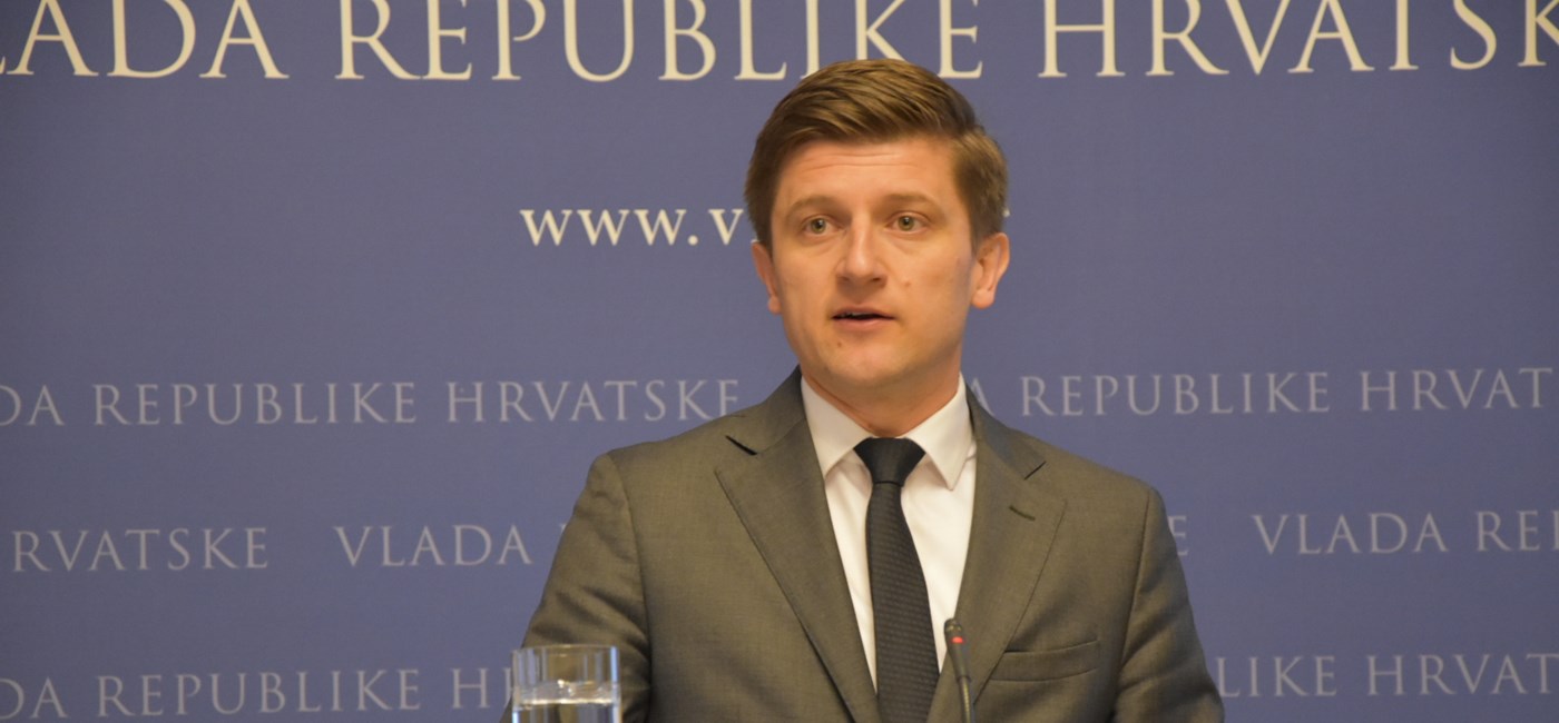 Ministar Marić: Novostima u oporezivanju automobila rasterećujemo građane i brinemo o okolišu i sigurnosti na cestama